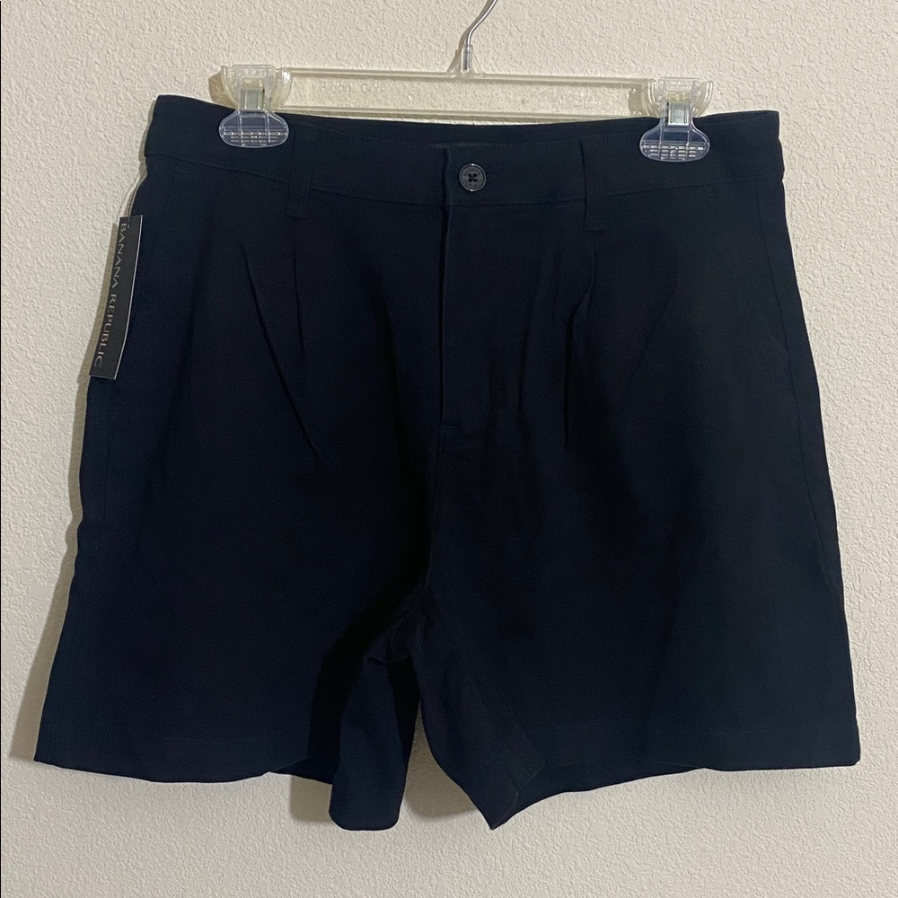 BANANA REPUBLIC 5" Pleat Front Shorts BLACK  Women's Size 6